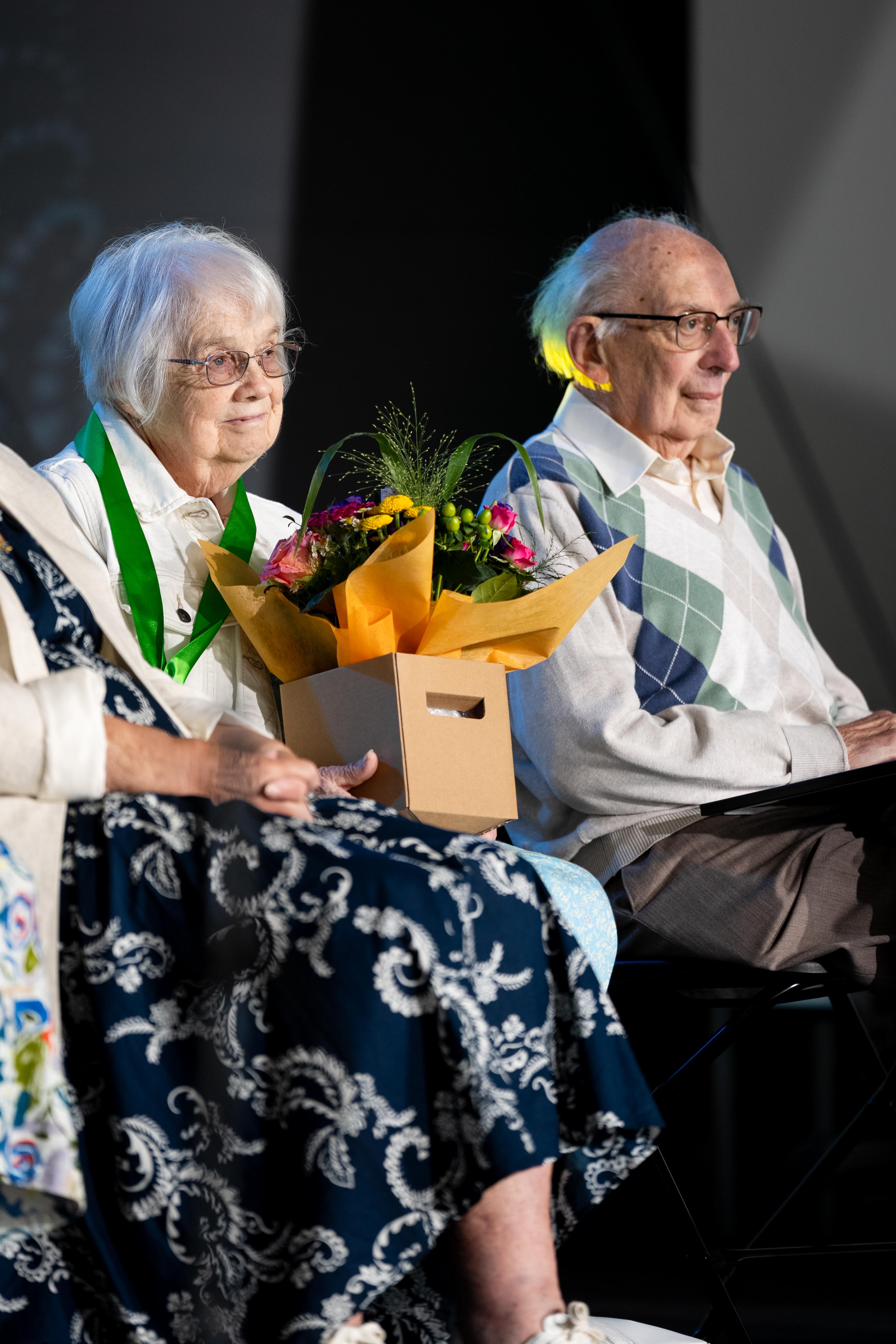 Pamela John a David Gwyn o Dreforys, enillwyr Tlws John a Ceridwen Hughes Eisteddfod yr Urdd, Dur a Môr 2025