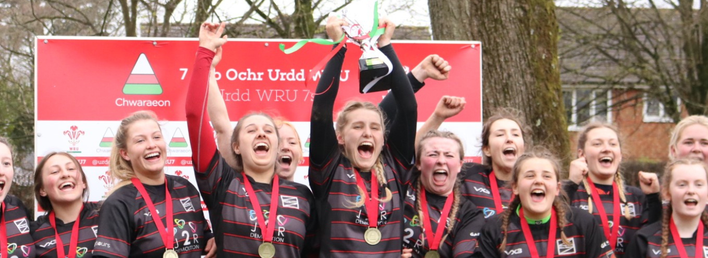 GWYLIWCH YN FYW: Cystadleuaeth Urdd WRU 7 Bob Ochr 2023