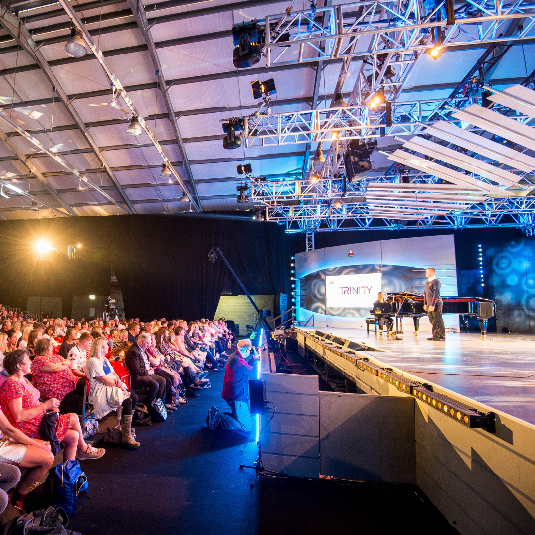 #Urdd2023: Cwestiynau cyffredin